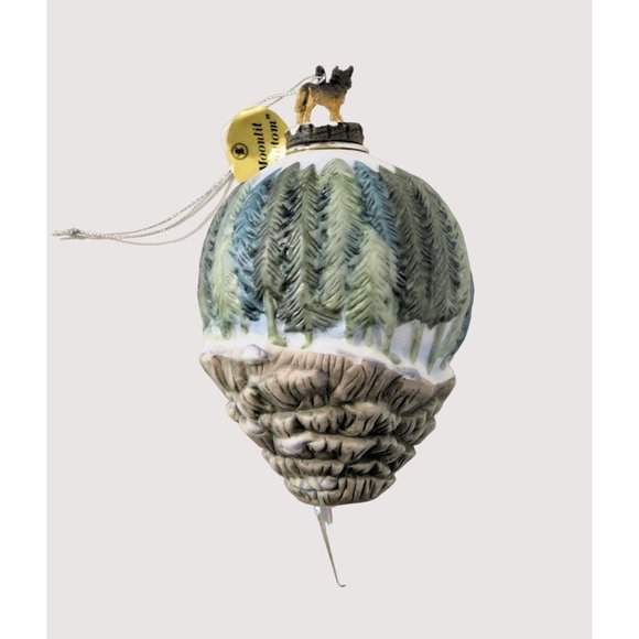 Call of the Wilderness Ornament Moonlit Phantom by Kevin Daniel 2000 Bradford - Picture 4 of 5